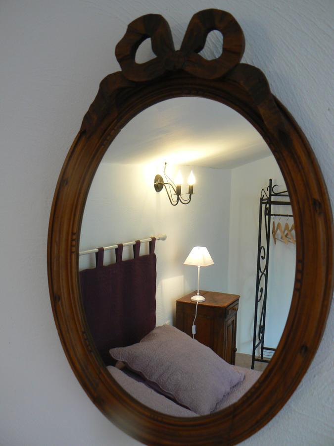 Chambres D'Hotes De La Verrerie Lioux Bagian luar foto
